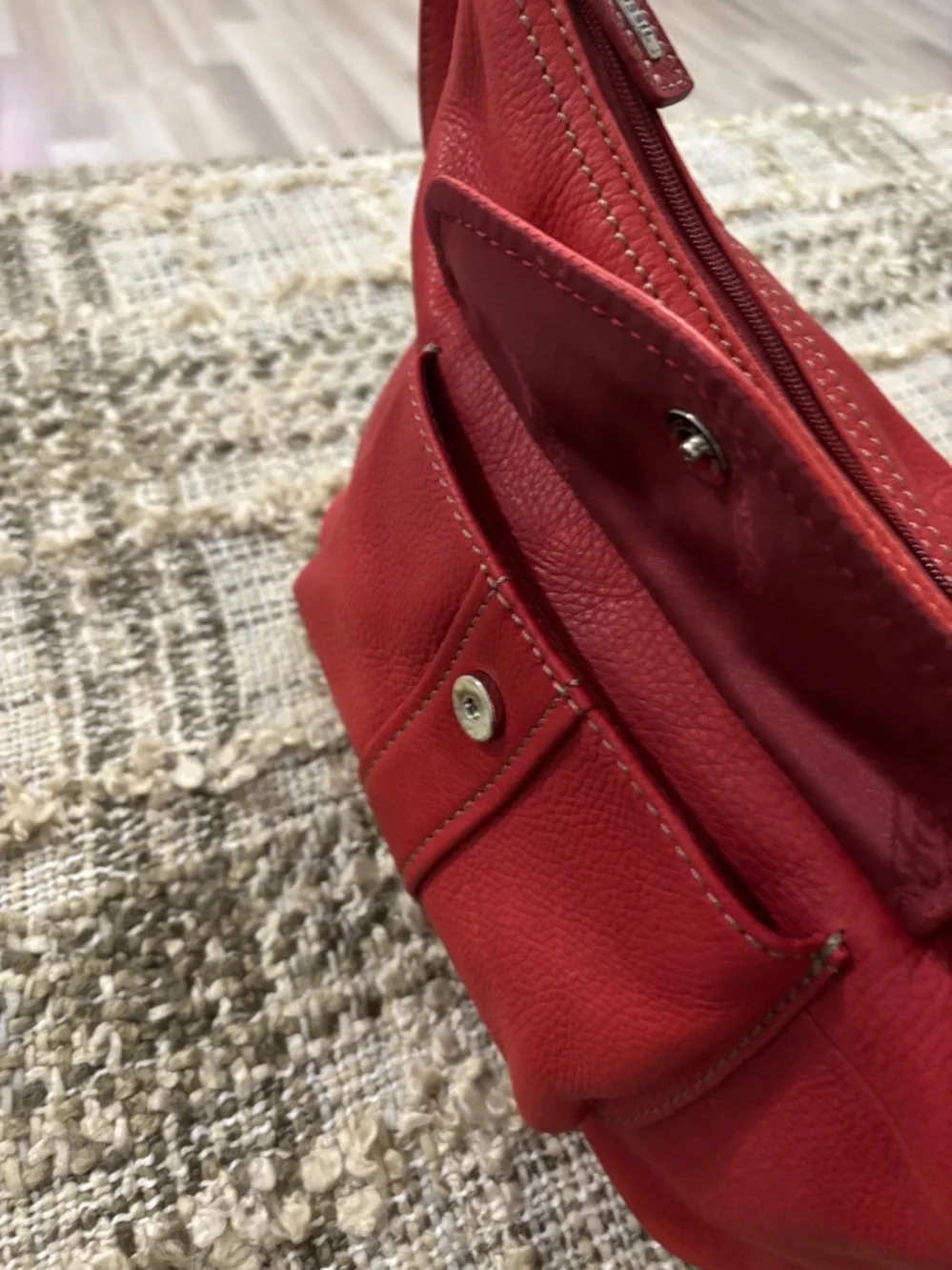 Fossil Y2K Red Leather Hobo Women’s Classic‎ Shoulder Bag